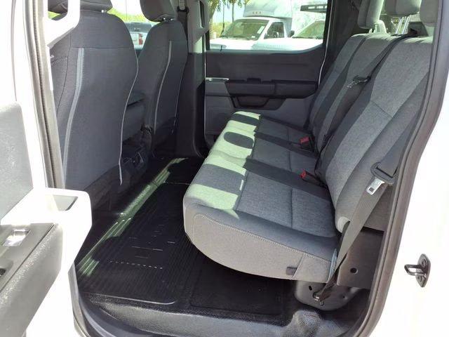 2024 Oxford White Ford Super Duty F-350 SRW XL 4X4 Truck