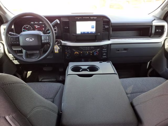 2024 Oxford White Ford Super Duty F-350 SRW XL 4X4 Truck