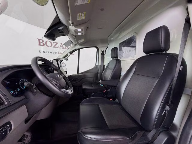 2022 Oxford White Ford E-Transit-350 Base RWD Van