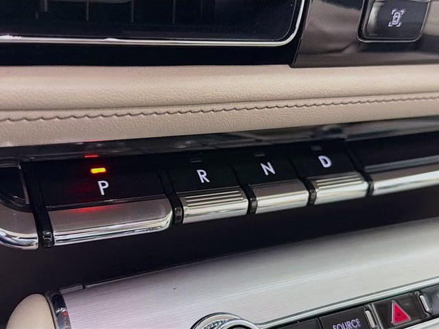 2023 Black Metallic Lincoln Aviator Standard RWD SUV