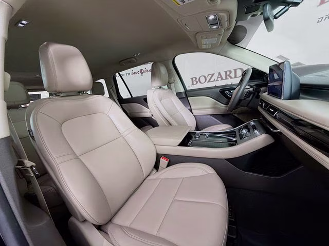2023 Black Metallic Lincoln Aviator Standard RWD SUV