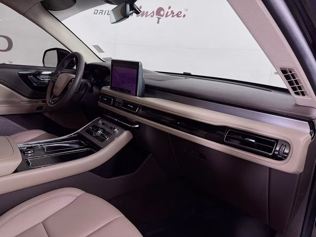 2023 Black Metallic Lincoln Aviator Standard RWD SUV