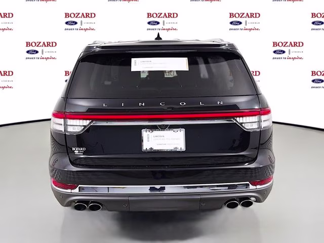 2023 Black Metallic Lincoln Aviator Standard RWD SUV