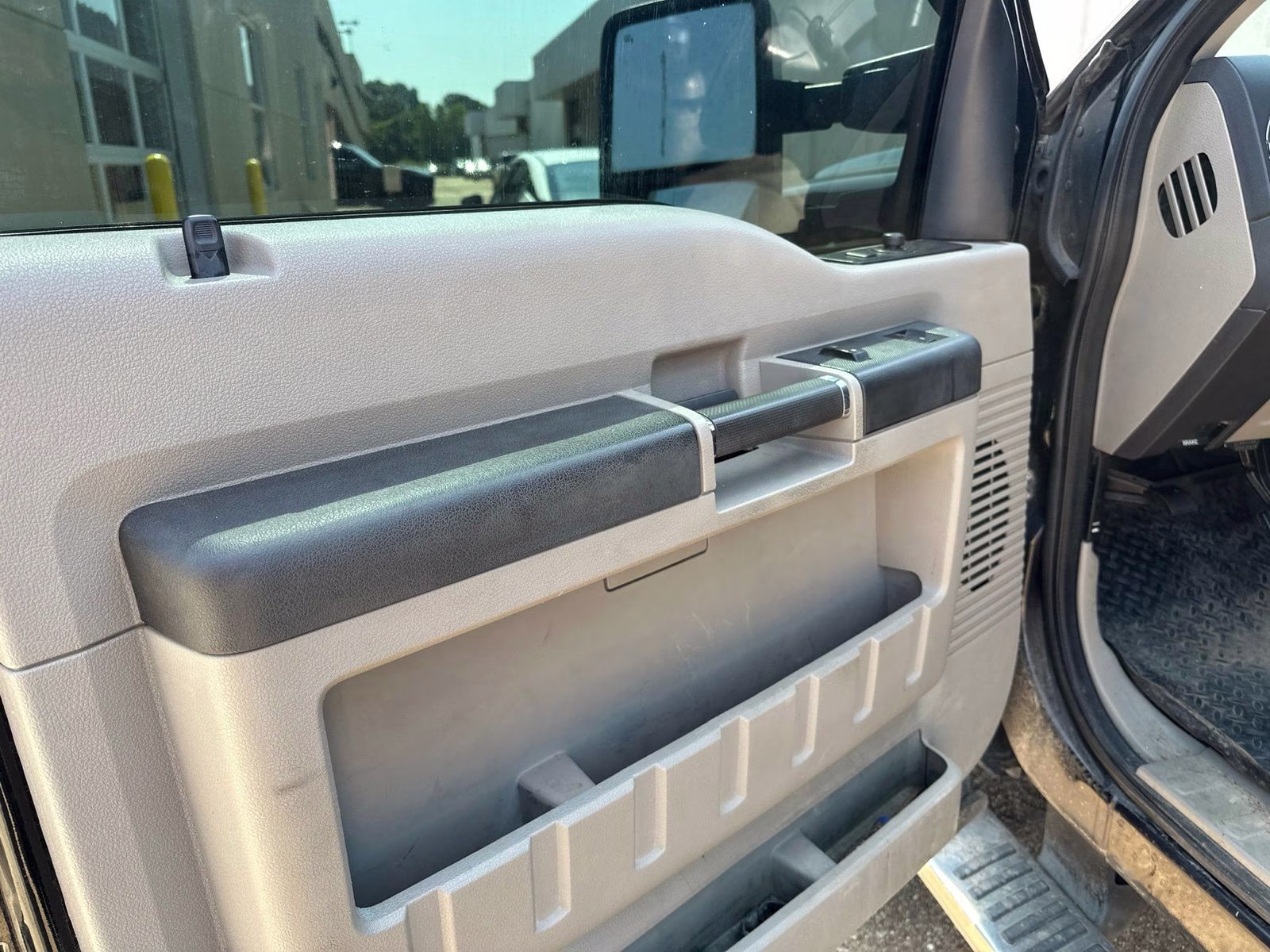 2010 Black Ford Super Duty F-250 SRW XL 4X4 Truck