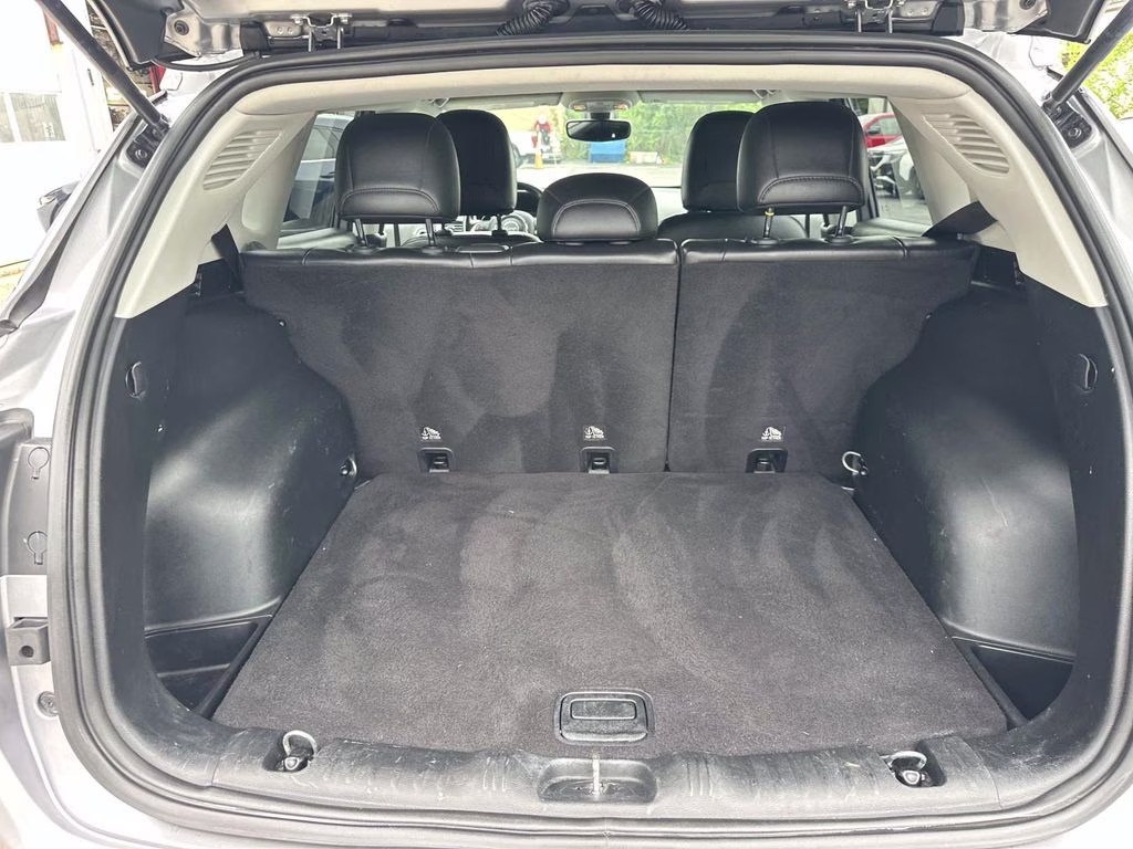 2019 Billet Silver Metallic Clearcoat Jeep Compass Latitude FWD SUV