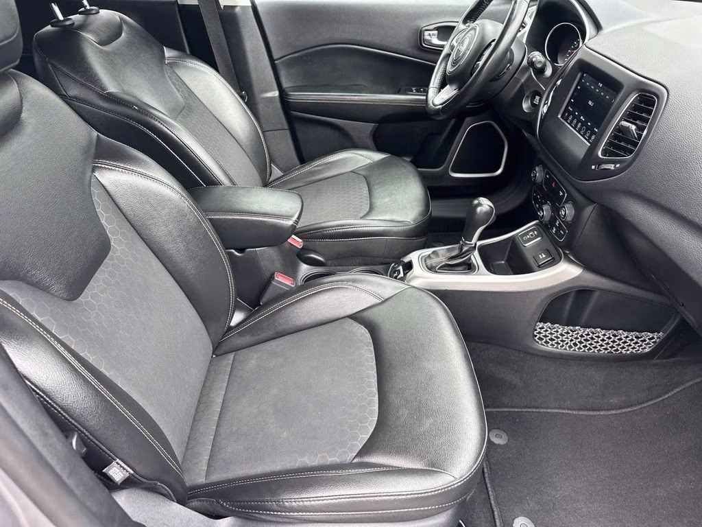 2019 Billet Silver Metallic Clearcoat Jeep Compass Latitude FWD SUV