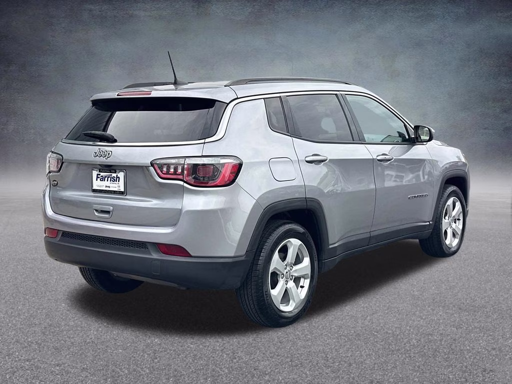 2019 Billet Silver Metallic Clearcoat Jeep Compass Latitude FWD SUV