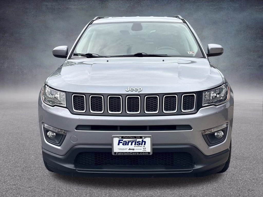 2019 Billet Silver Metallic Clearcoat Jeep Compass Latitude FWD SUV