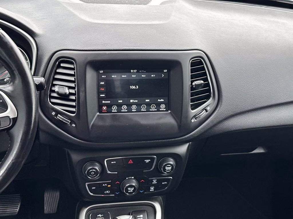 2019 Billet Silver Metallic Clearcoat Jeep Compass Latitude FWD SUV