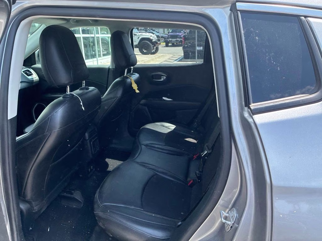 2019 Billet Silver Metallic Clearcoat Jeep Compass Latitude FWD SUV