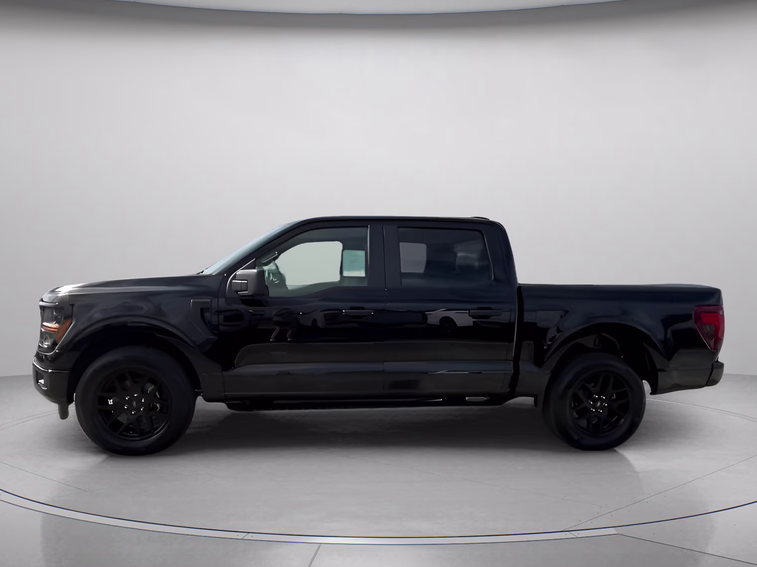 2025 Agate Black Metallic Ford F-150 STX Crew Cab Pickup RWD Truck