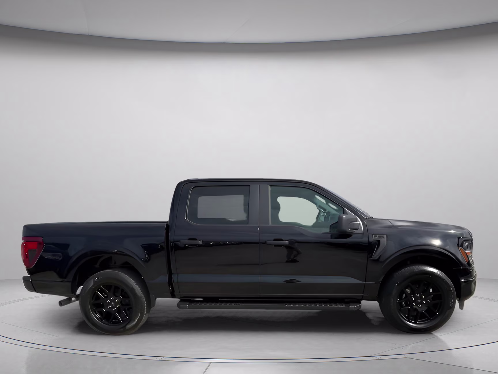 2025 Agate Black Metallic Ford F-150 STX Crew Cab Pickup RWD Truck