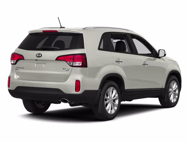 2014 White Kia Sorento LX FWD Crossover