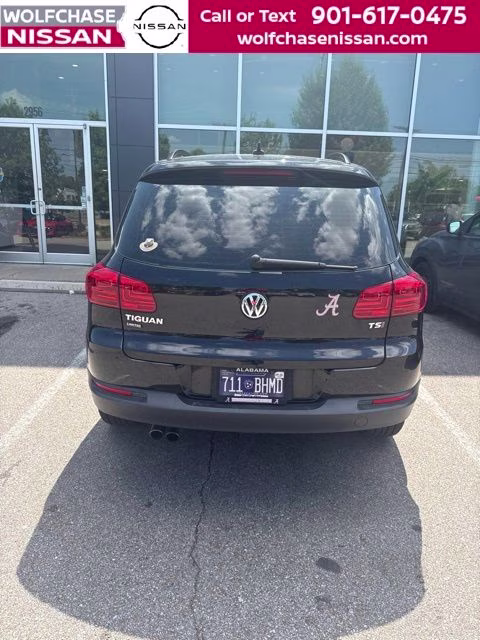 2017 Pearl Metallic Volkswagen Tiguan Limited 2.0T FWD SUV