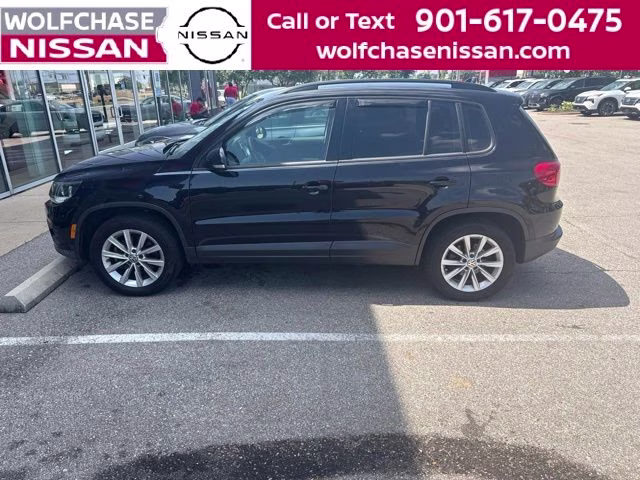 2017 Pearl Metallic Volkswagen Tiguan Limited 2.0T FWD SUV