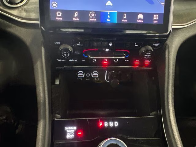 2022 Velvet Red Pearlcoat Jeep Grand Cherokee L Limited 4X4 SUV