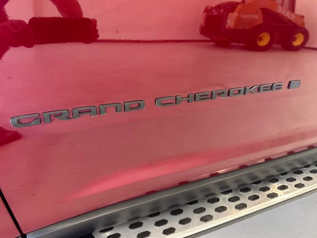 2022 Velvet Red Pearlcoat Jeep Grand Cherokee L Limited 4X4 SUV