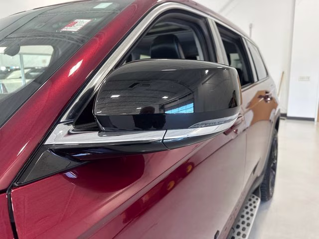 2022 Velvet Red Pearlcoat Jeep Grand Cherokee L Limited 4X4 SUV