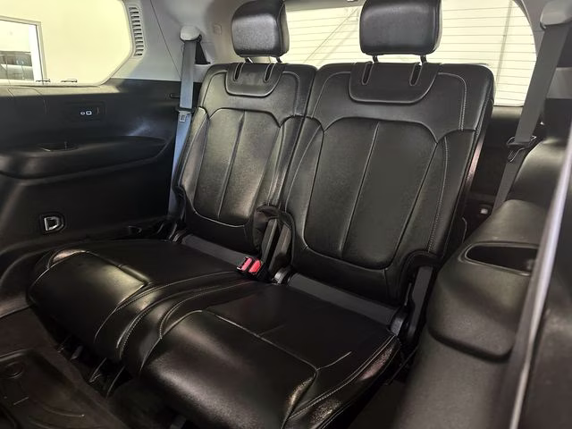 2022 Velvet Red Pearlcoat Jeep Grand Cherokee L Limited 4X4 SUV