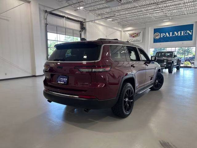 2022 Velvet Red Pearlcoat Jeep Grand Cherokee L Limited 4X4 SUV