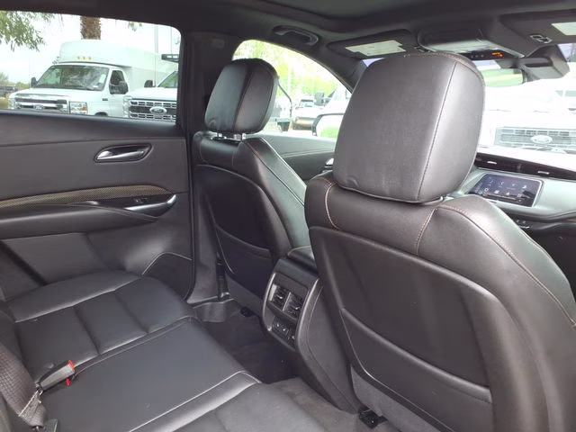 2022 Crystal White Tricoat Cadillac XT4 Sport FWD SUV