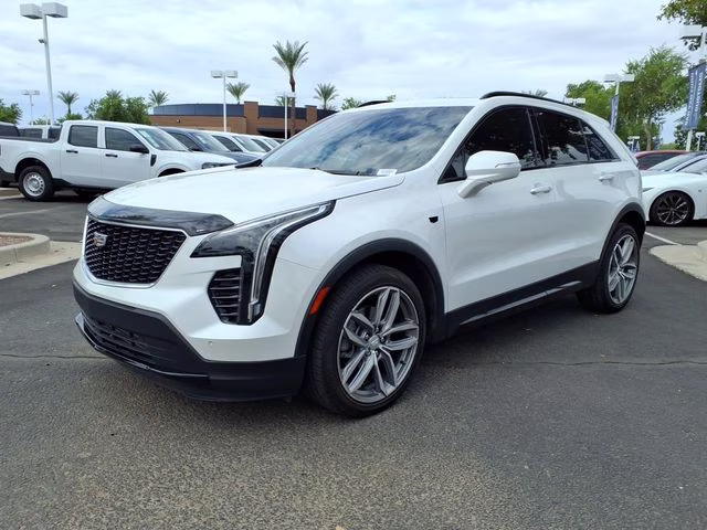 2022 Crystal White Tricoat Cadillac XT4 Sport FWD SUV