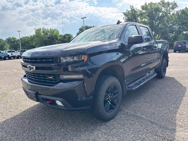 2019 Black Chevrolet Silverado 1500 LT Trail Boss 4X4 Truck