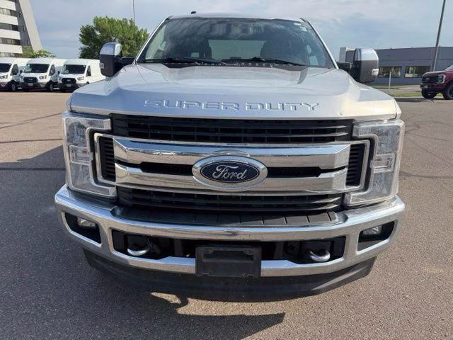 2017 Ingot Silver Metallic Ford Super Duty F-350 SRW XLT 4X4 Truck