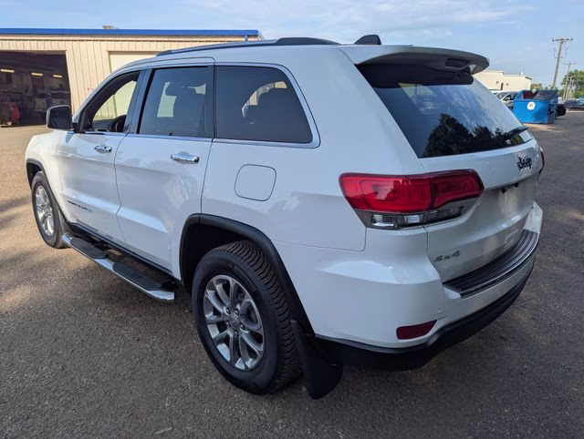 2015 Bright White Clearcoat Jeep Grand Cherokee Limited 4X4 SUV