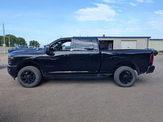2025 Diamond Black Crystal Pearlcoat Ram 2500 Laramie 4X4 Truck