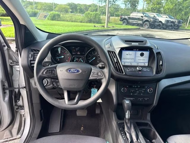 2017 Ingot Silver Ford Escape SE 4X4 SUV
