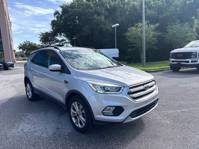 2017 Ingot Silver Ford Escape SE 4X4 SUV