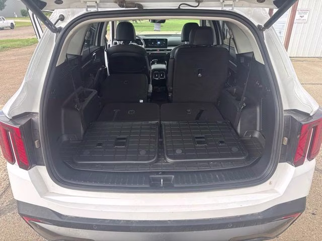 2025 Glacial White Pearl Kia Sorento X-Line SX AWD SUV