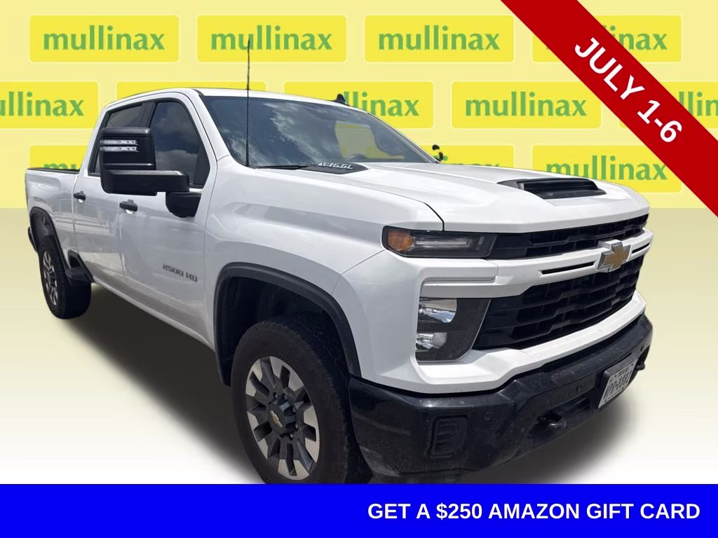 2026 Summit White Chevrolet Silverado 2500HD Custom RWD Truck