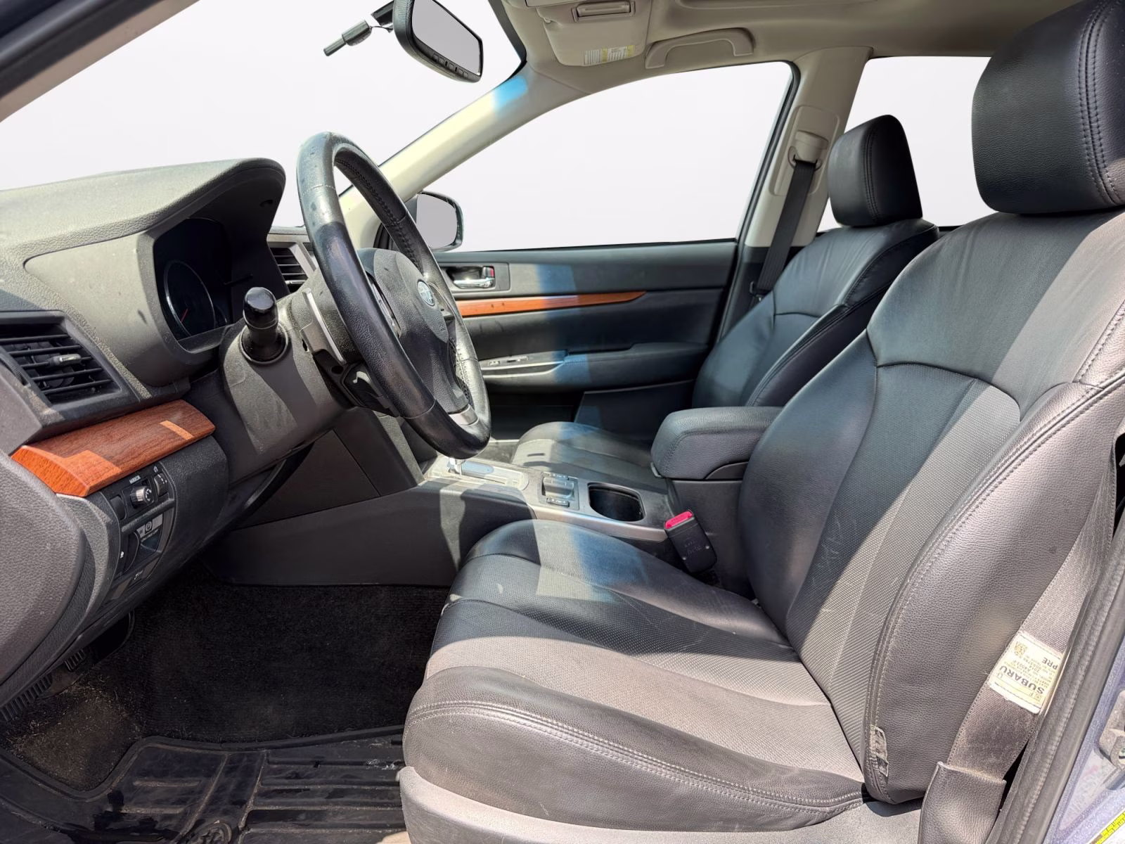 2014 Twilight Blue Metallic Subaru Outback 3.6R AWD SUV