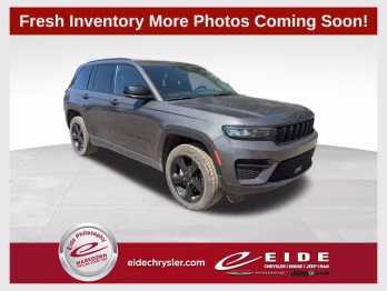 2023 Baltic Gray Metallic Clearcoat Jeep Grand Cherokee Altitude X 4X4 SUV