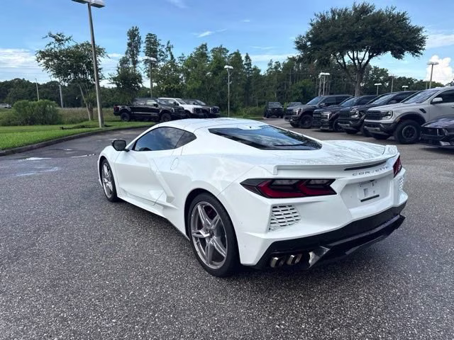 2022 Arctic White Chevrolet Corvette 2LT RWD Coupe
