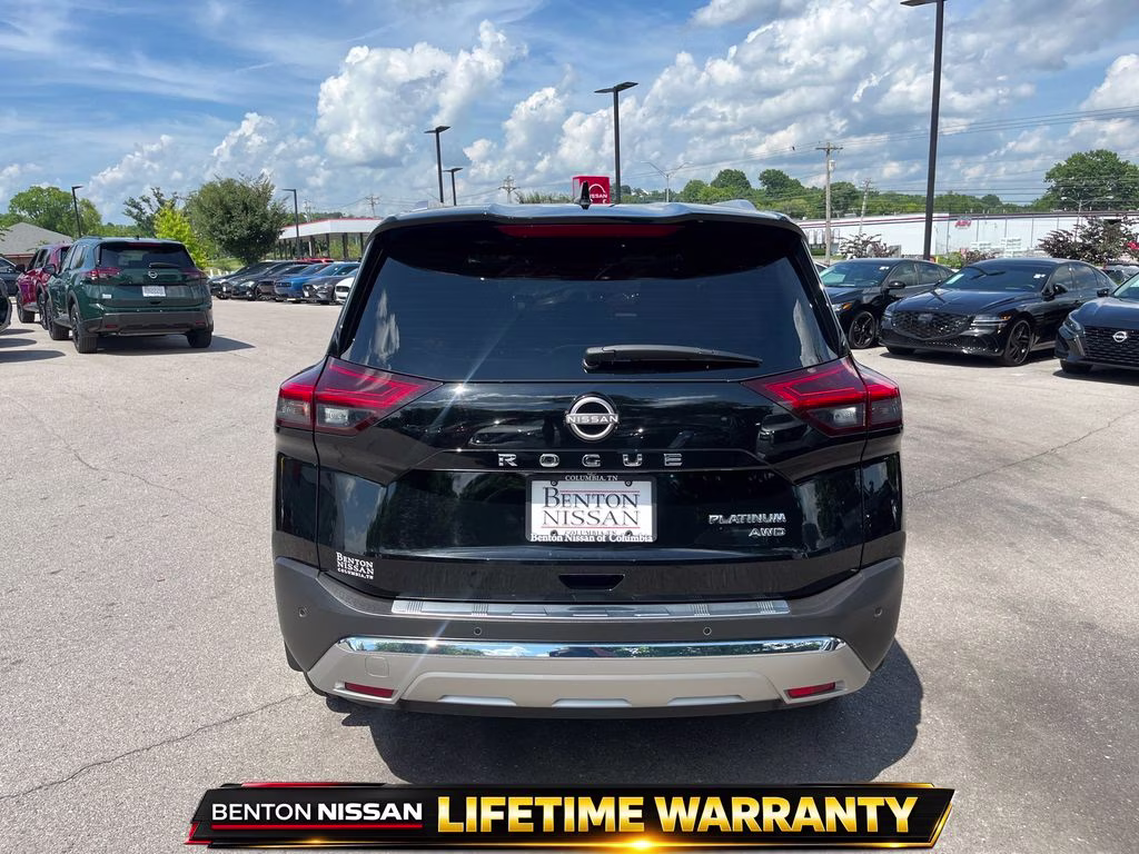 2023 Super Black Nissan Rogue Platinum AWD SUV