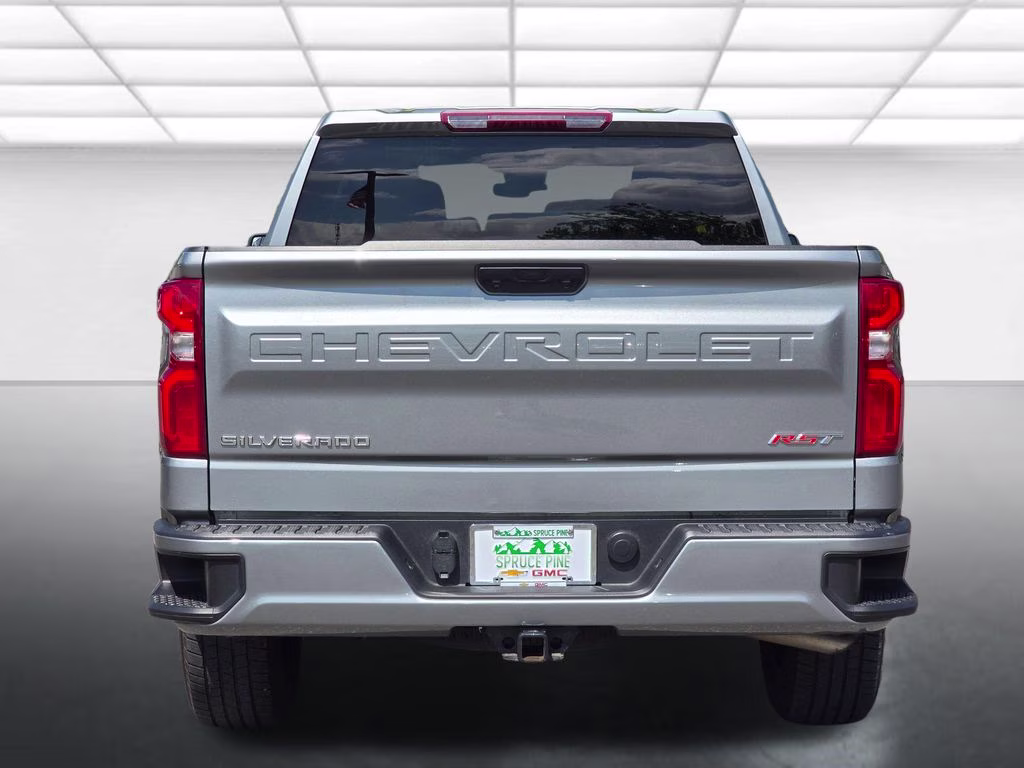 2024 Sterling Gray Metallic Chevrolet Silverado 1500 RST 4X4 Truck