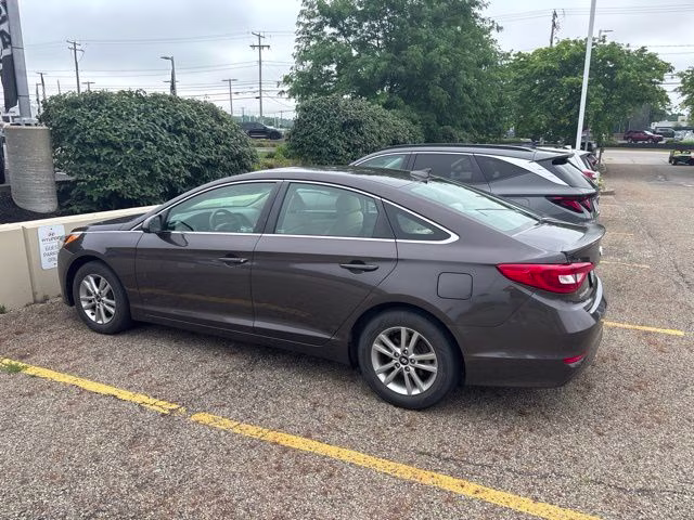 2015 Brown Hyundai Sonata SE FWD Sedan
