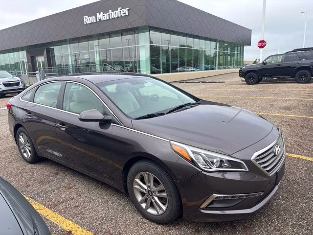 2015 Brown Hyundai Sonata SE FWD Sedan