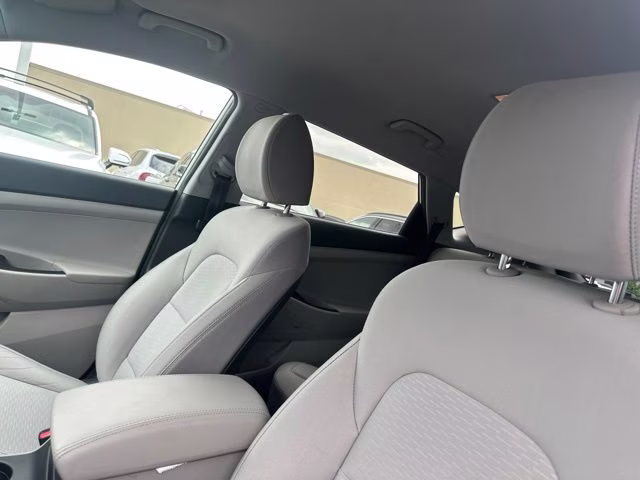 2020 White Hyundai Tucson Sport FWD SUV