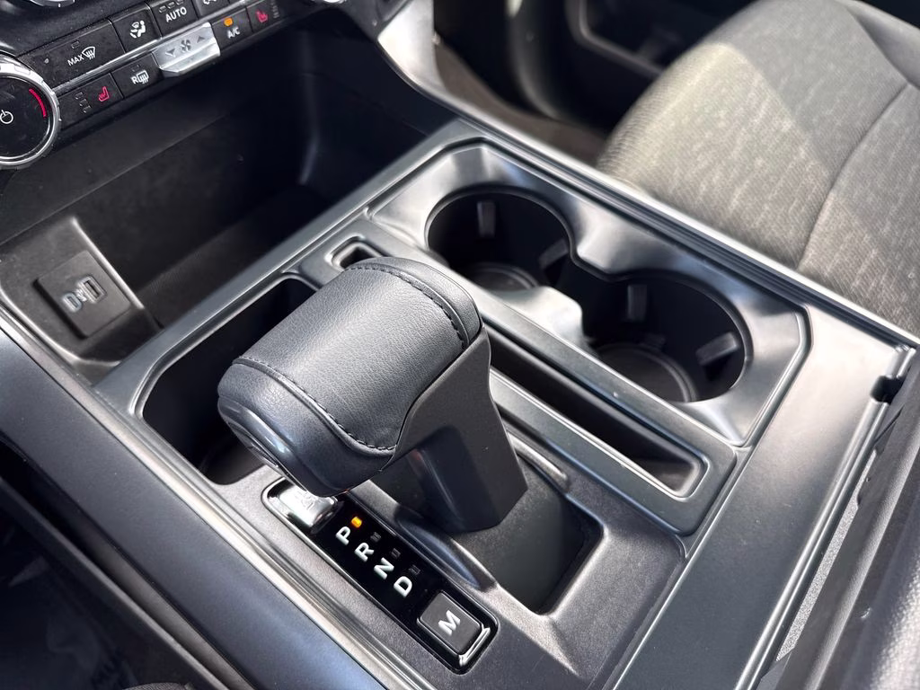 2024 Agate Black Metallic Ford F-150 XLT 4X4 Truck