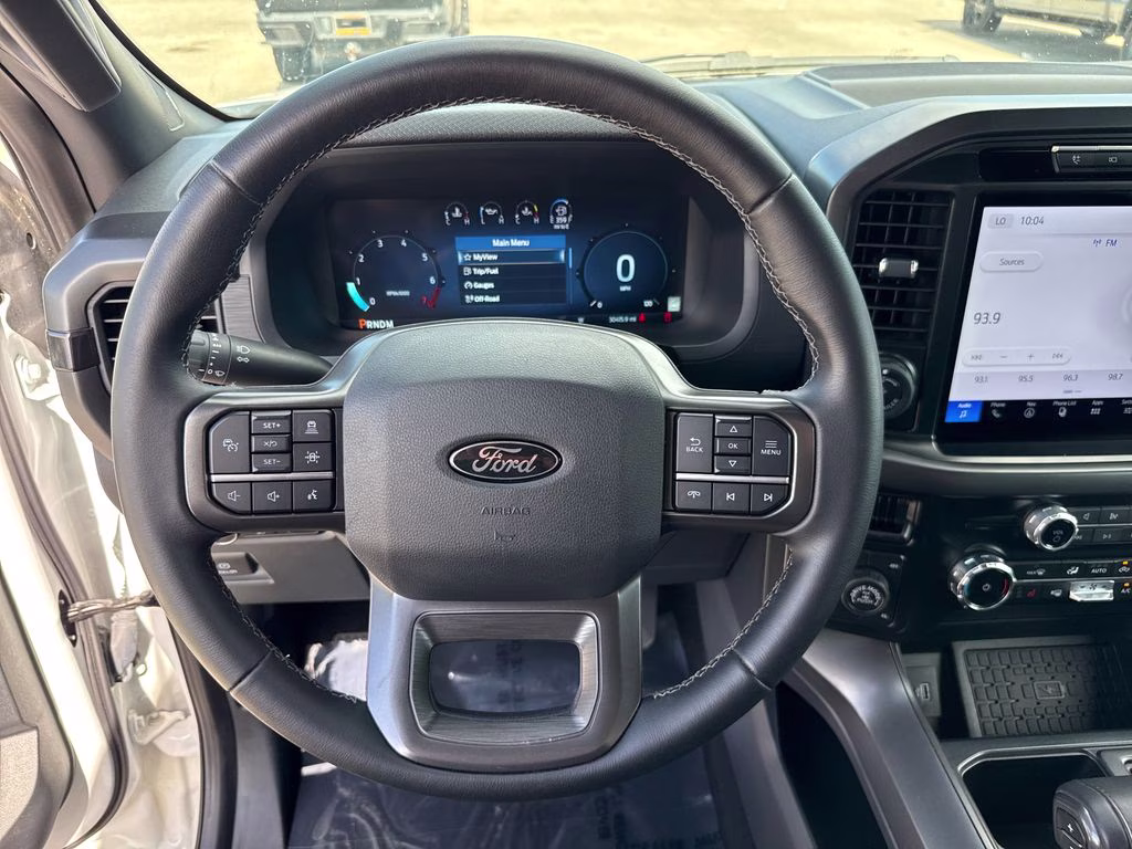 2024 Oxford White Ford F-150 XLT 4X4 Truck