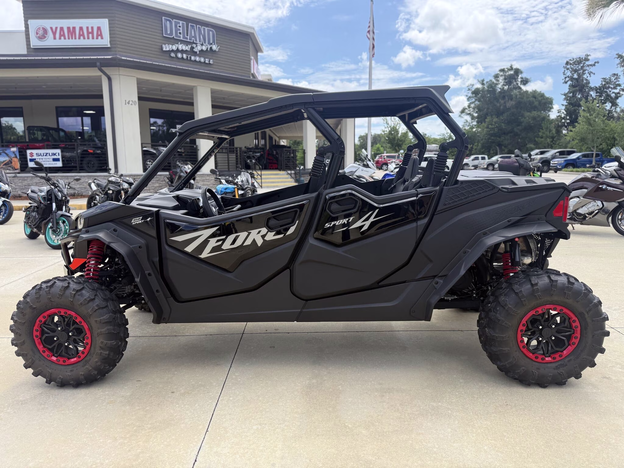 2025 CFMOTO ZFORCE 950-4 UTV