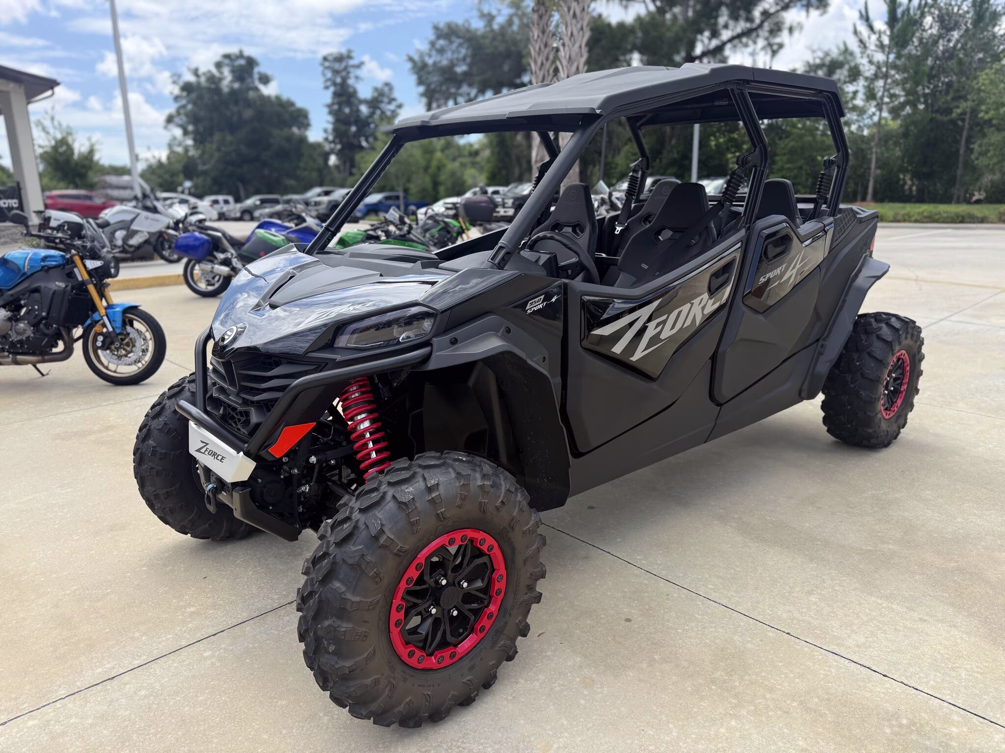 2025 CFMOTO ZFORCE 950-4 UTV
