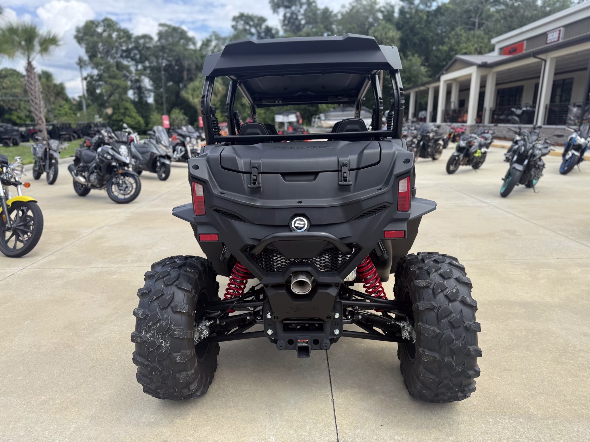 2025 CFMOTO ZFORCE 950-4 UTV