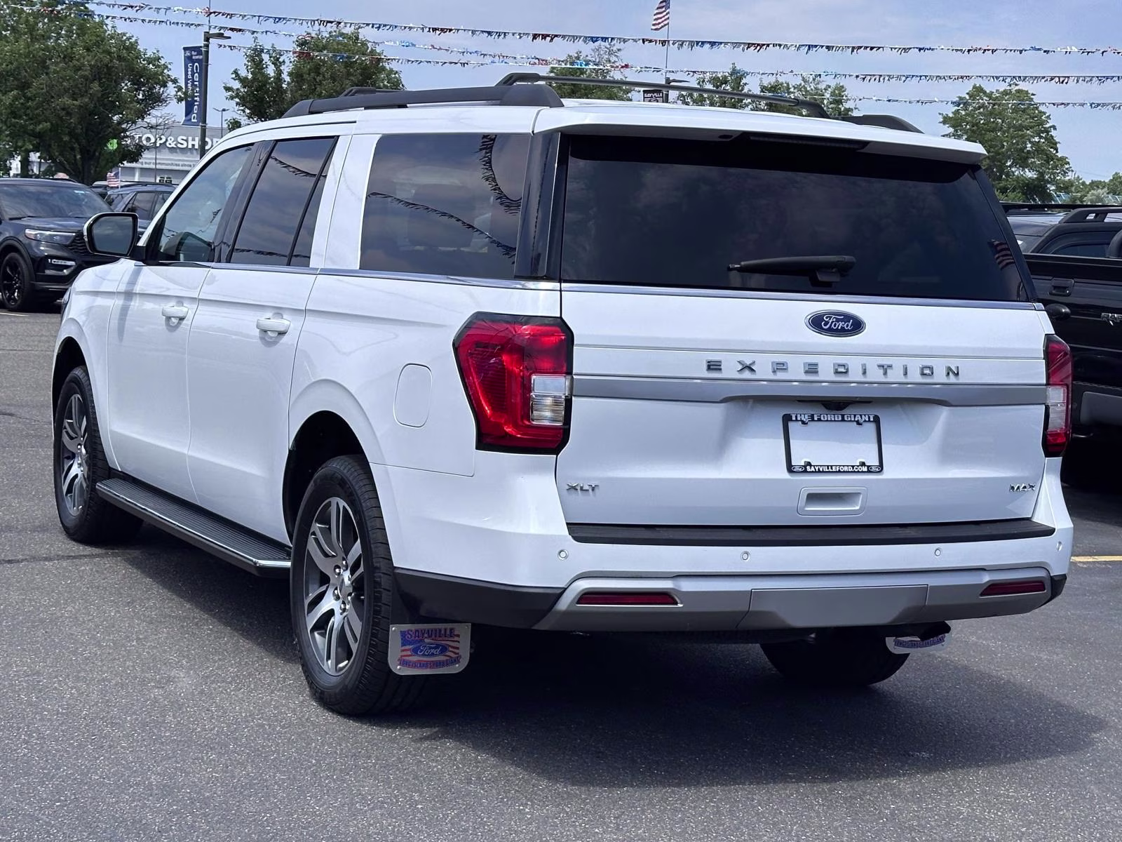 2022 Oxford White Ford Expedition Max XLT 4x4 4X4 SUV