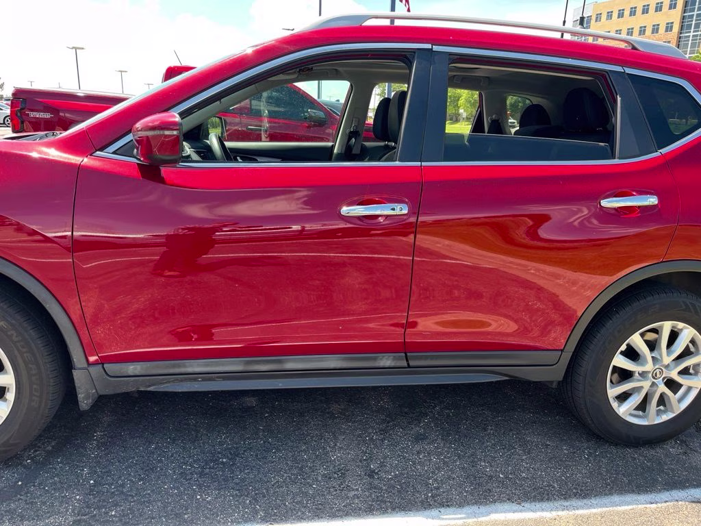 2017 Palatial Ruby Nissan Rogue SV AWD SUV