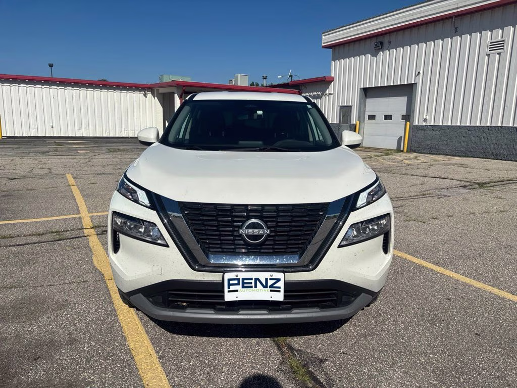 Used 2023 Nissan Rogue SV with VIN JN8BT3BB6PW357646 for sale in Rochester, Minnesota